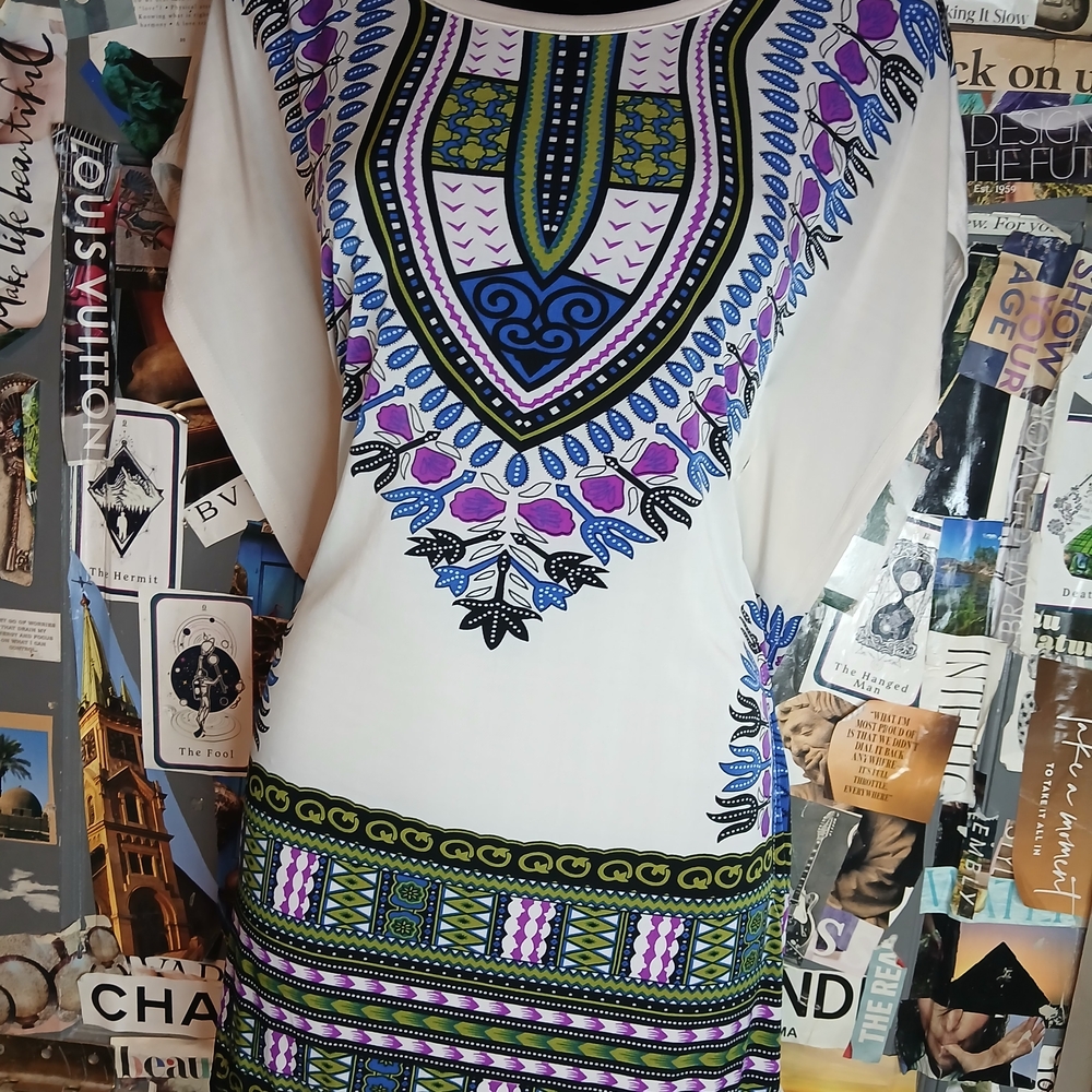 Cristinalove White and Blue Patterned Top